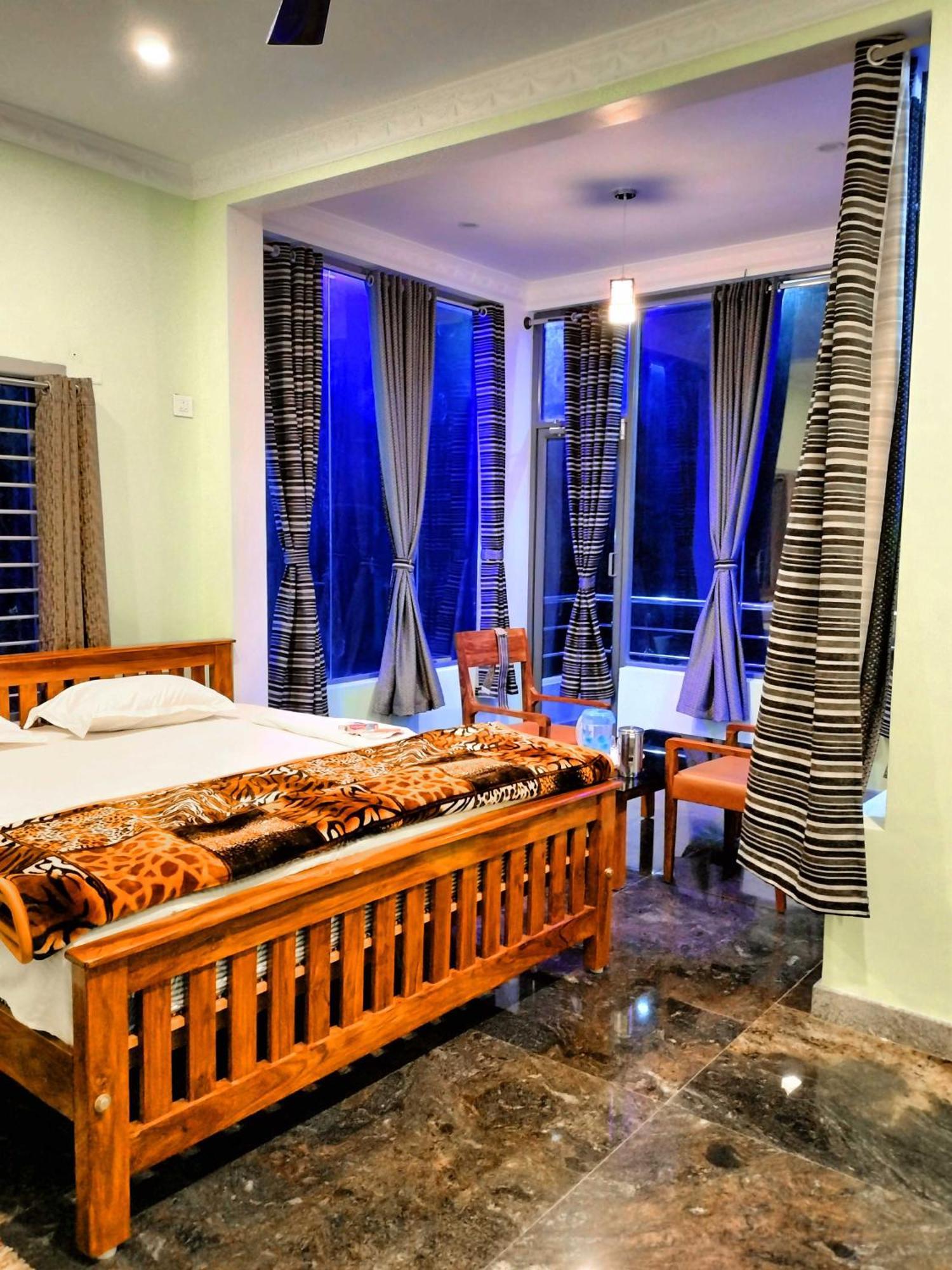 Yelagiri Goldhill Resort Extérieur photo