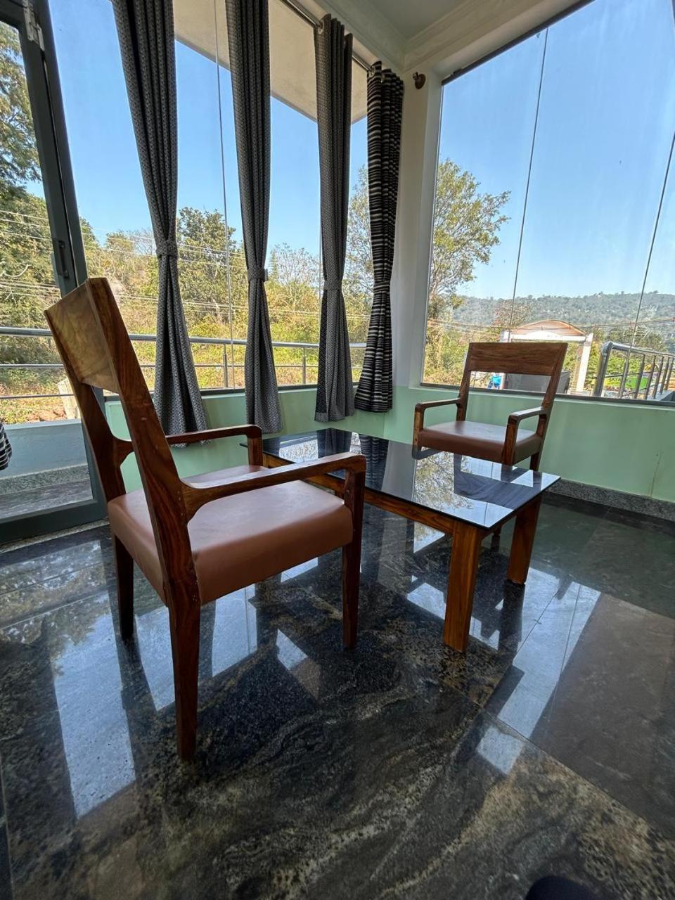 Yelagiri Goldhill Resort Extérieur photo