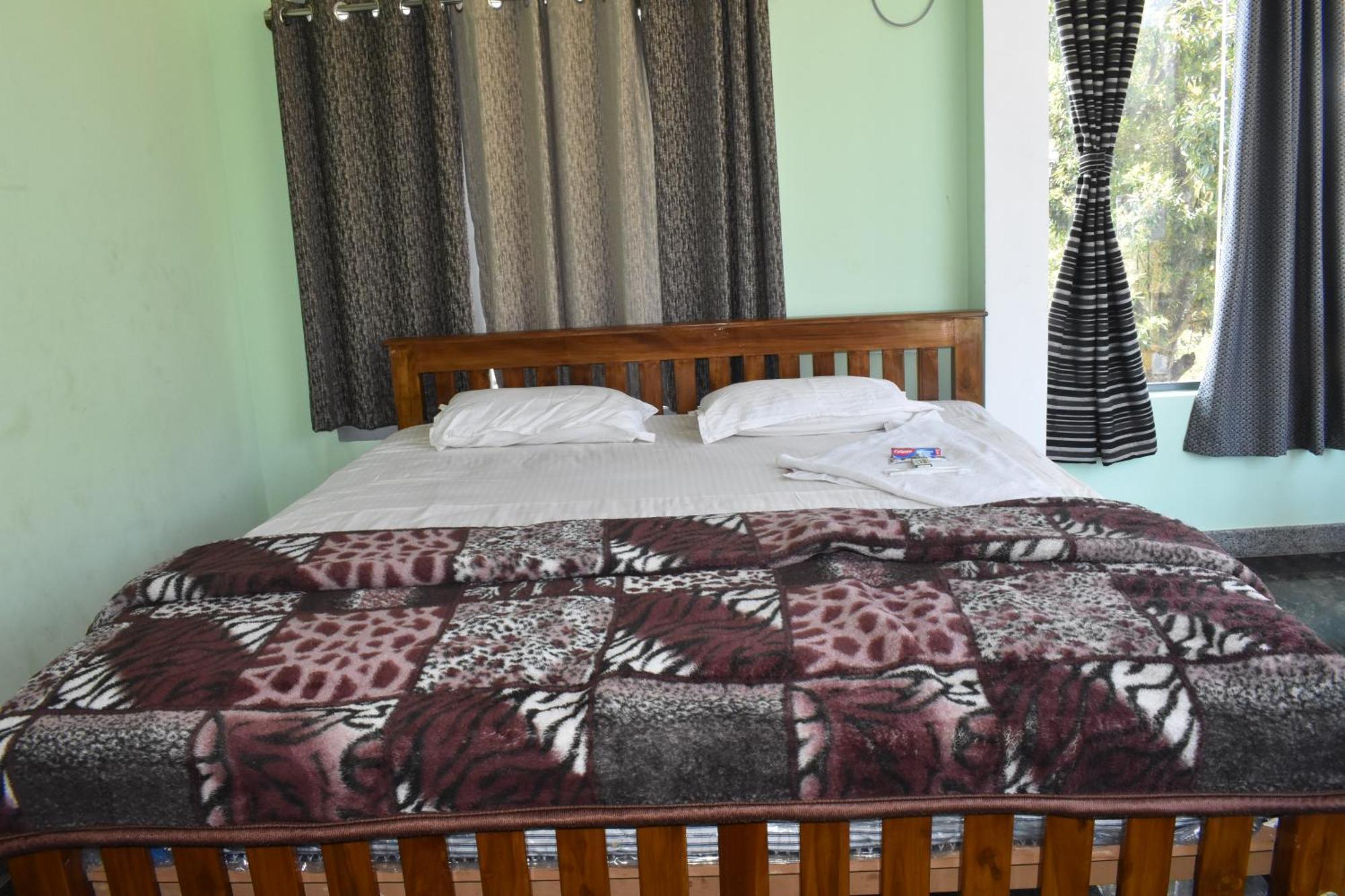Yelagiri Goldhill Resort Extérieur photo