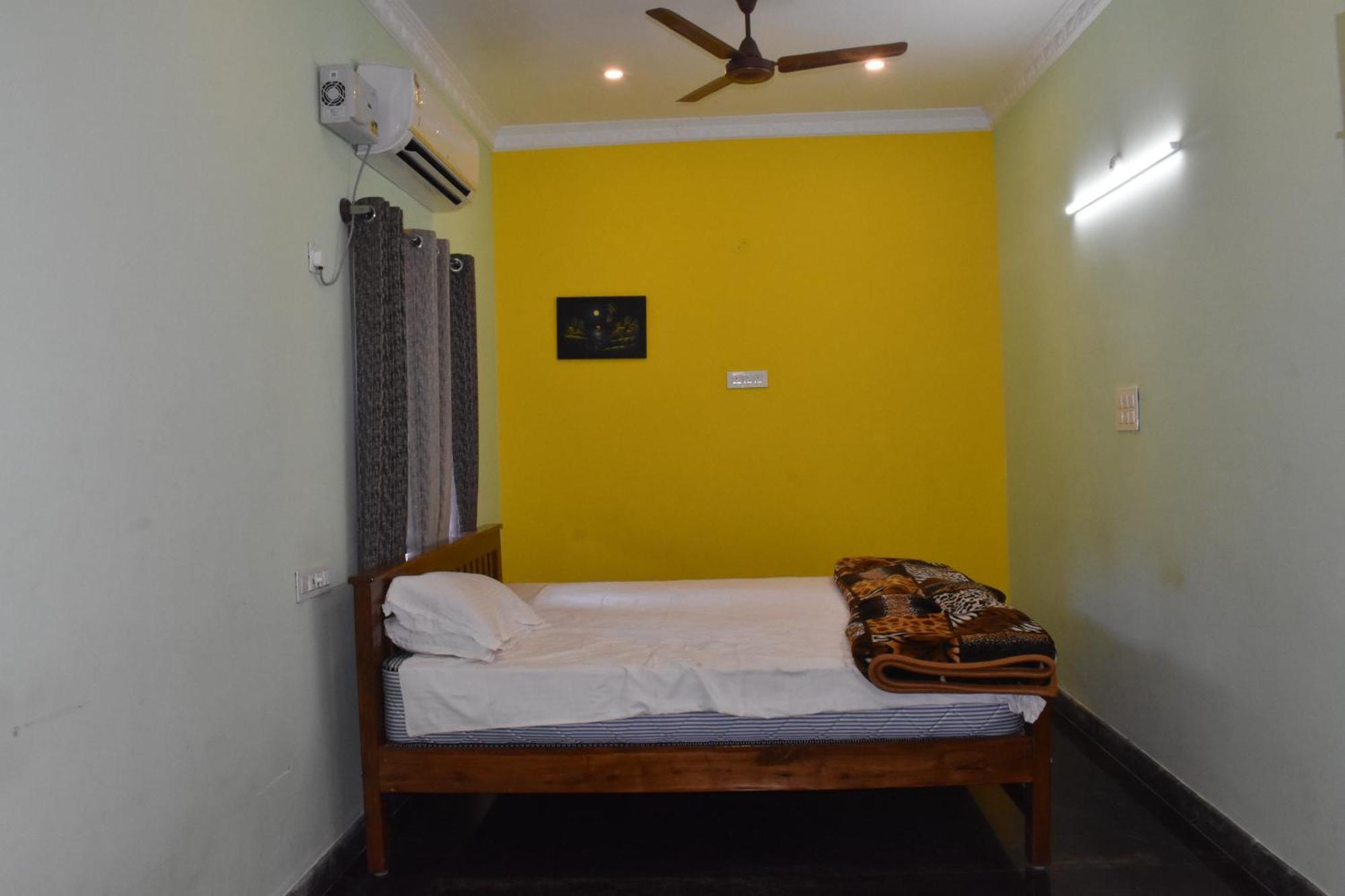 Yelagiri Goldhill Resort Extérieur photo